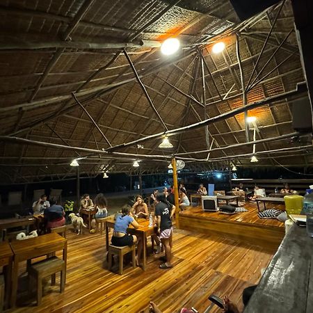 Dam Dam Hostel 圣维森特 外观 照片